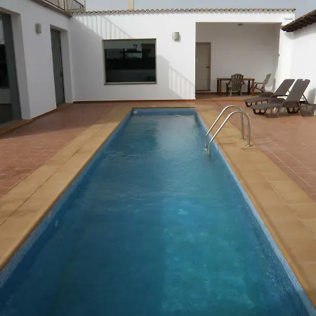 Casa Norah - Moderna, Tranquila, Con Piscina Y Wifi